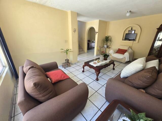 #40 - Casa para Venta en Zapopan - JC - 3